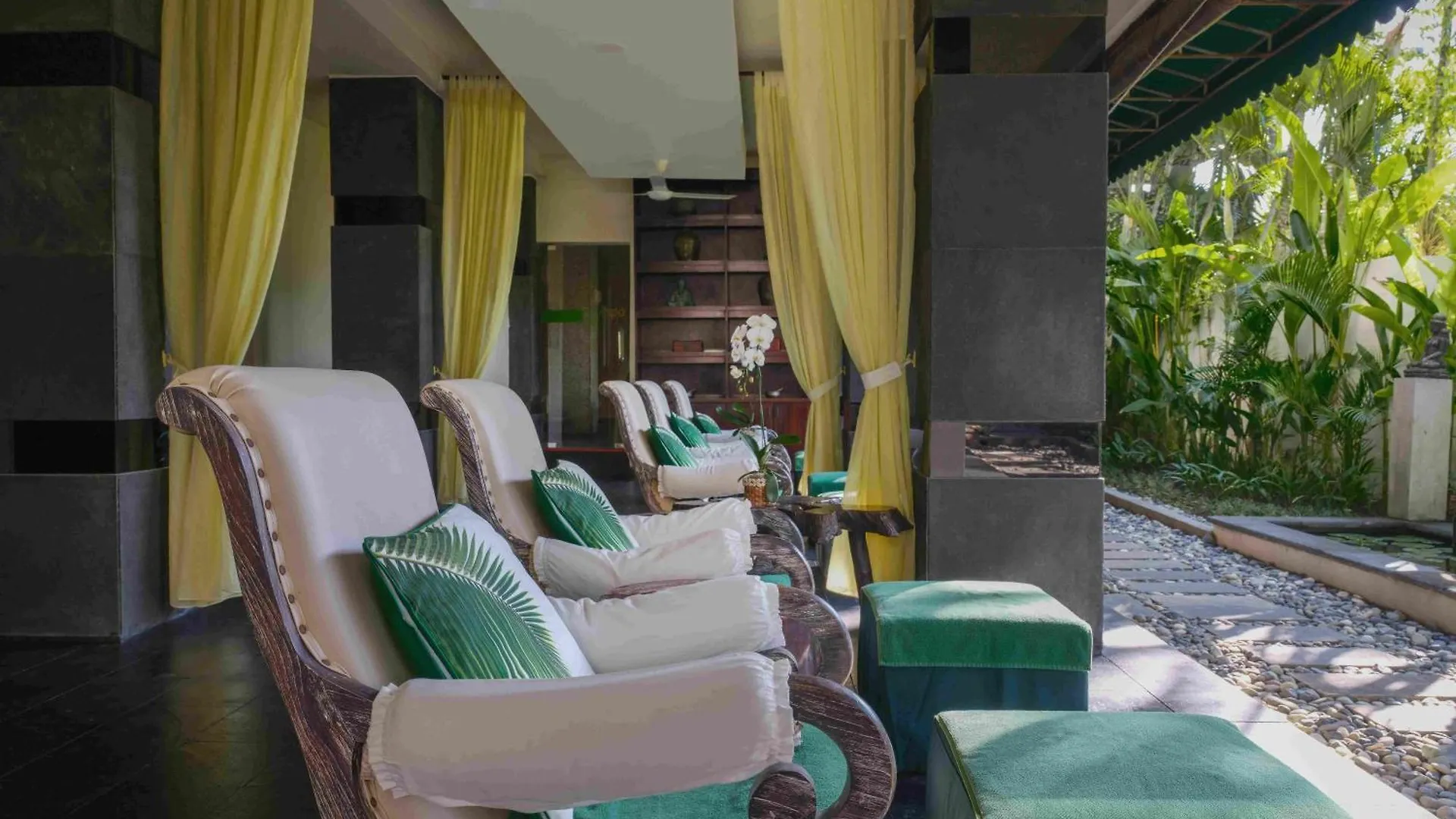 Blu-Zea Resort By Double-Six Seminyak  Seminyak (Bali)